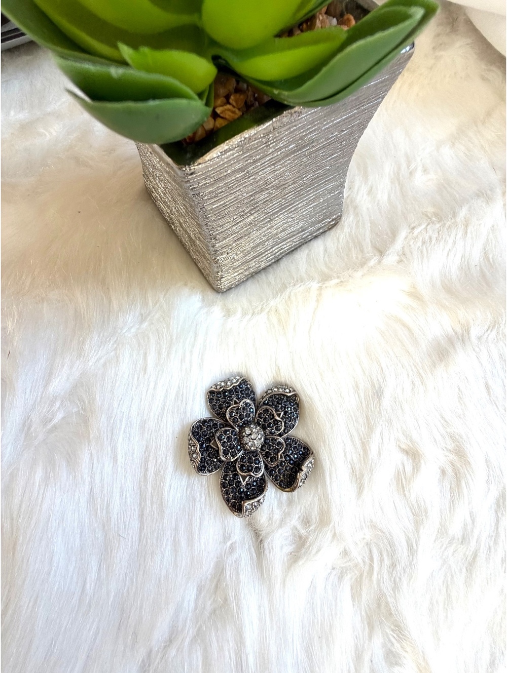 Vintage Black and Silver Marcasite Floral Brooch Pin